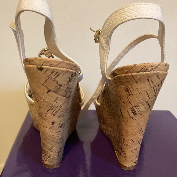 Madden Girl wedge heal - Picture 3 of 3